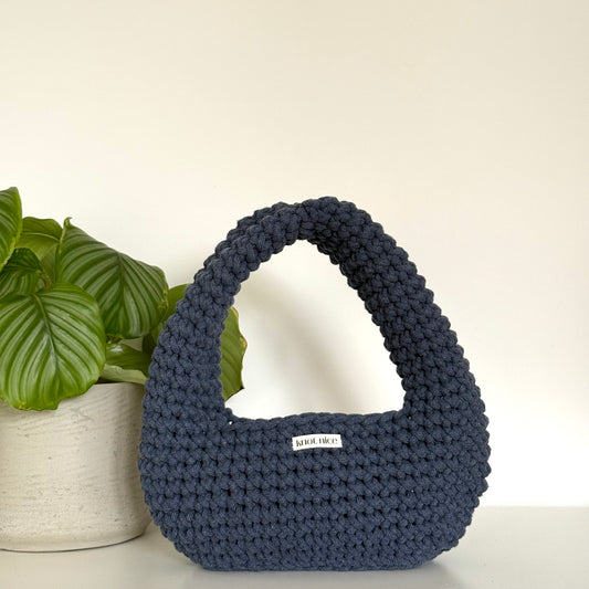 egg bag - blue jeans