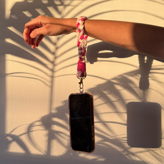 wristlet - bubblegum burst